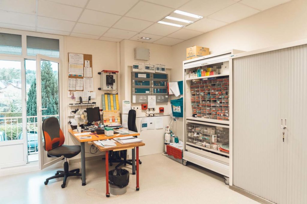 Image d'une salle de médecin à l'ehpad d'arbois - chipr